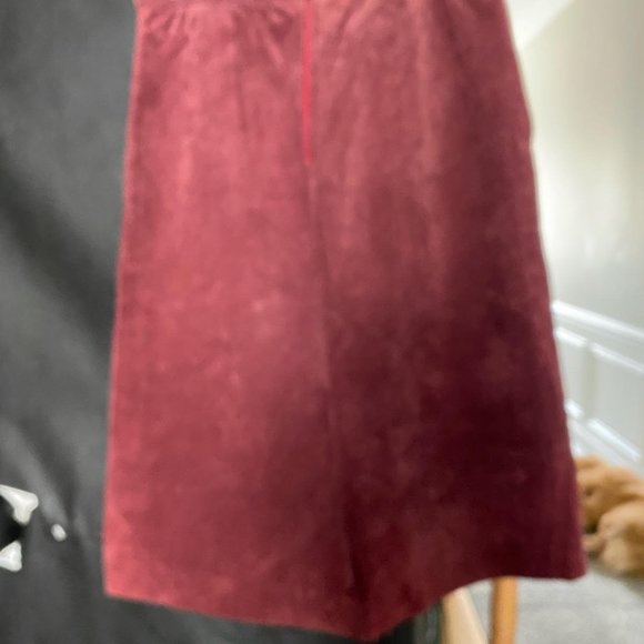 MARQUISE OF LONDON LADIES SUEDE MIDI SKIRT SIZE 14. - Picture 2 of 4